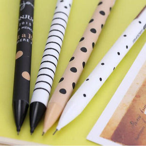 4PCS/lot Fashion 0.5mm Automatic Pen Cute Black and White Dots Plastic Mechanical Pencil for Students Learning Writing Supplies